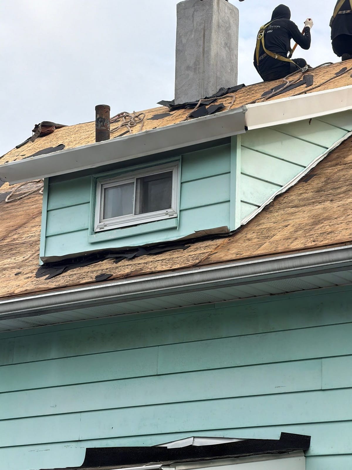 Roof Replacement project in Garnerville, NY — job site photo 3